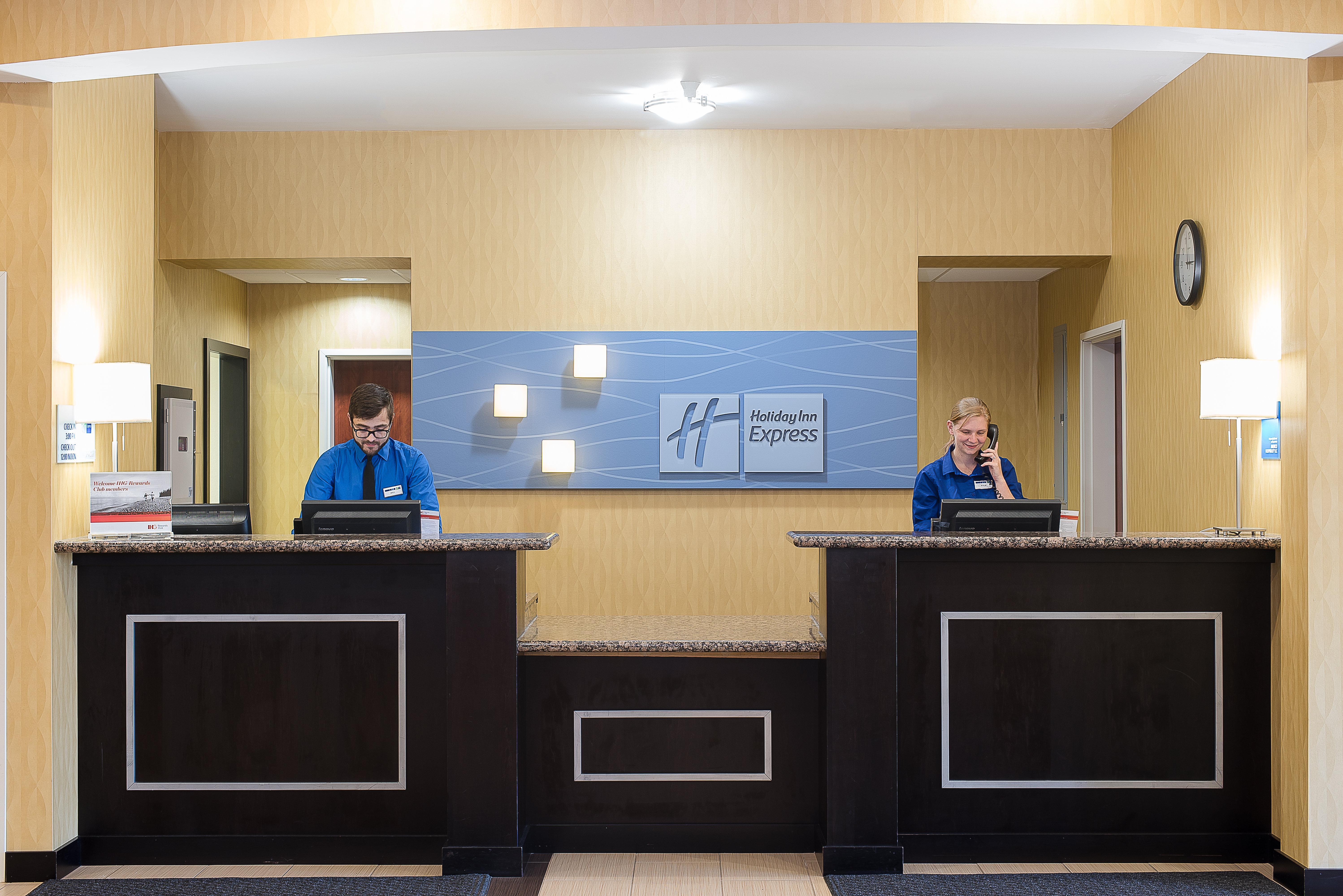 Holiday Inn Express And Suites Lafayette East By Ihg מראה חיצוני תמונה
