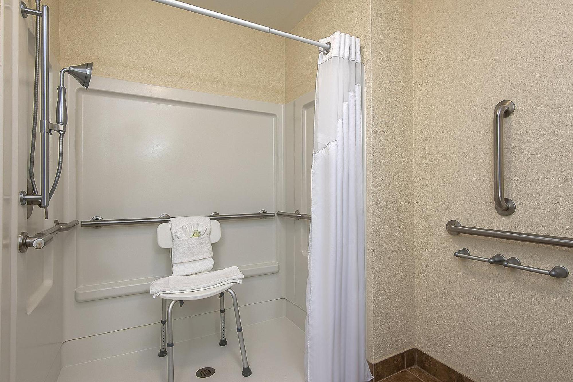 Holiday Inn Express And Suites Lafayette East By Ihg מראה חיצוני תמונה